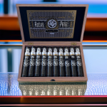 Rocky Patel Vintage Series 1992 10-year Deluxe Toro Tubos